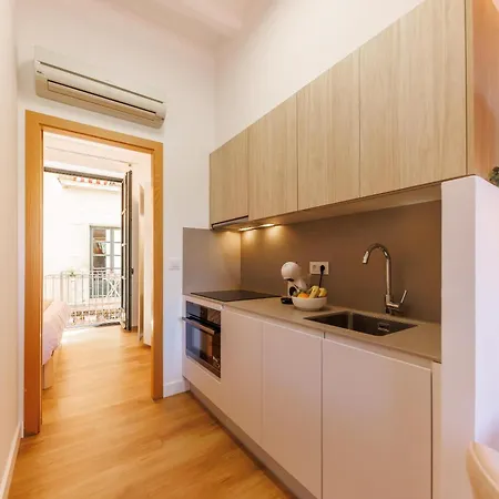 Bravissimo Calderers, Monthly