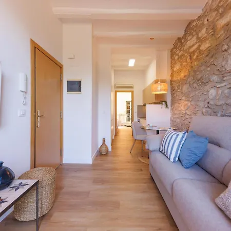 Bravissimo Calderers, Monthly