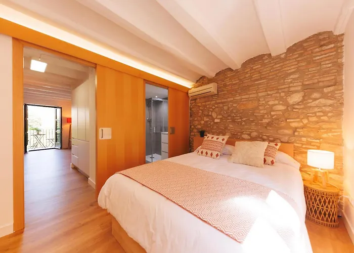 Bravissimo Calderers, Monthly *