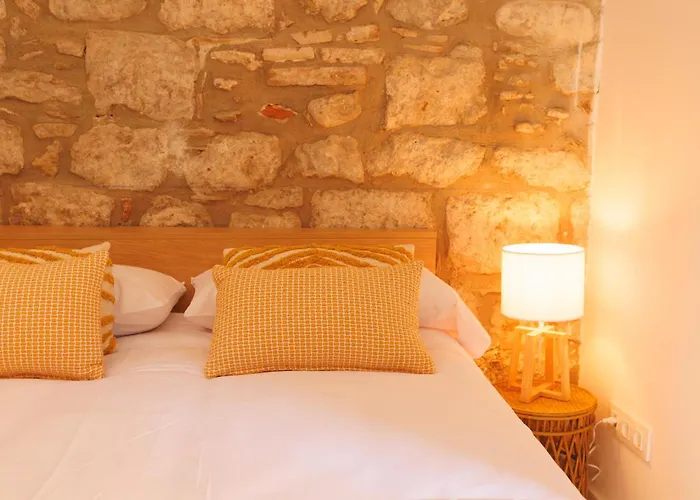 Bravissimo Calderers, Monthly Lejlighed *